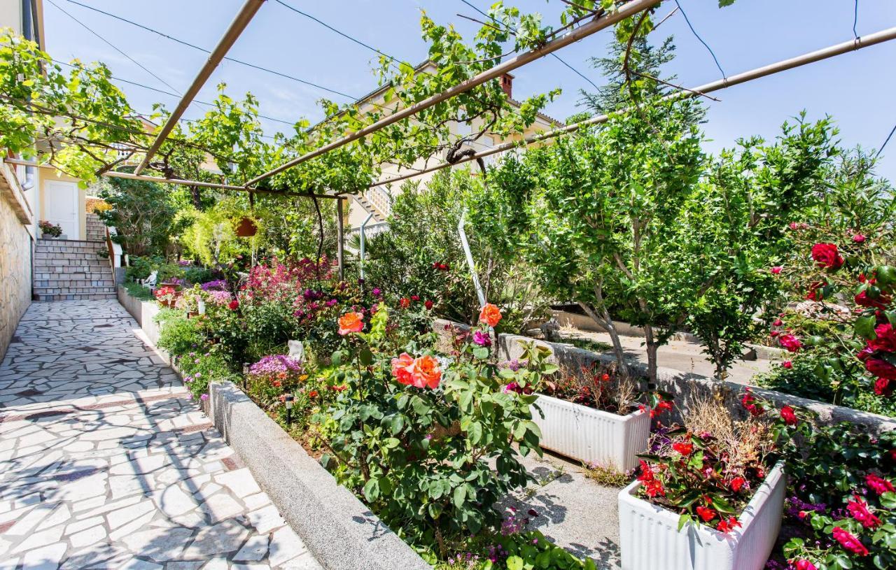 Apartman Grzetic Šilo Εξωτερικό φωτογραφία